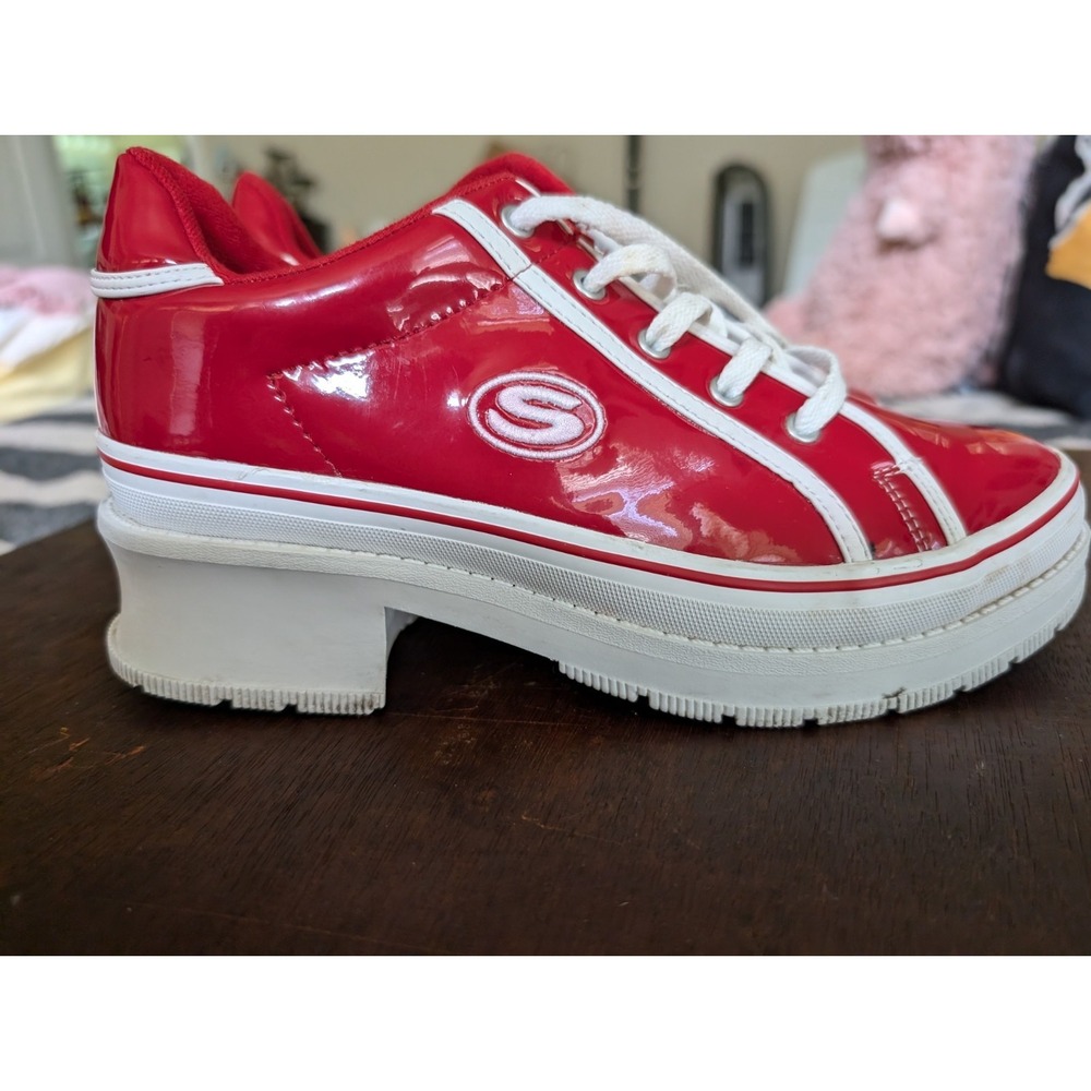 Skechers Street Heartbeats - Loud Platform Sneakers (Red/White) size 7.5